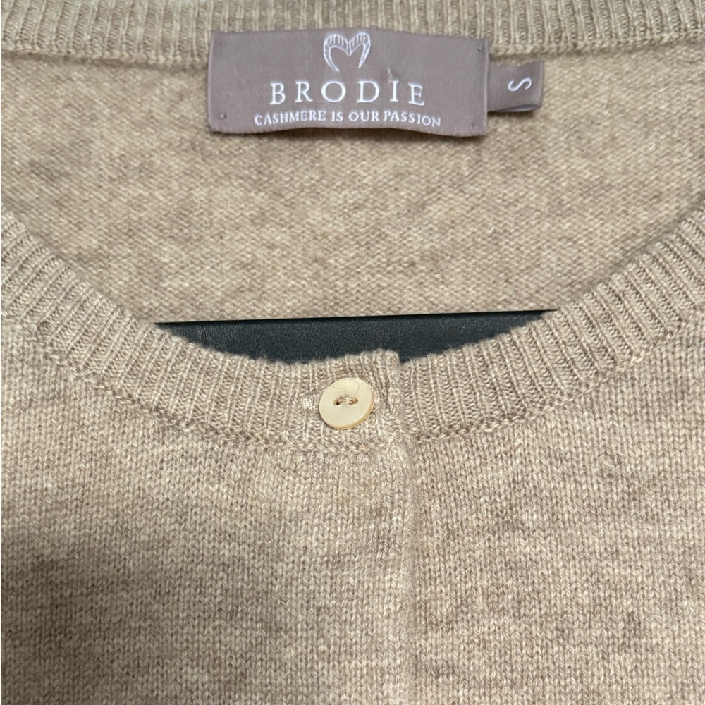 Brodie Beige Cashmere Cardigan Sweater Button Front Size Small - Picture 4 of 5